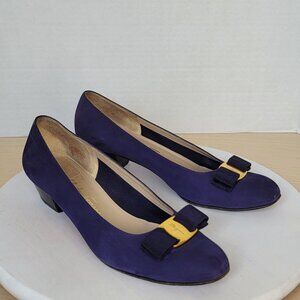 Vintage Salvatore Ferragamo Purple Nubuck Vara Plate Bow Low-Heel Pump Shoes 9AA